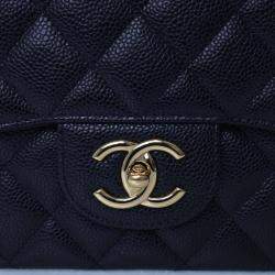 مملوكة مسبقًا Chanel Maxi Caviar Classic Double Flap Bag