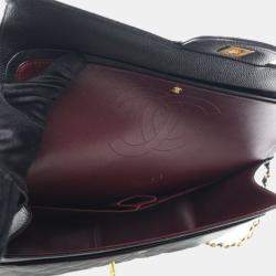 مملوكة مسبقًا Chanel Maxi Caviar Classic Double Flap Bag