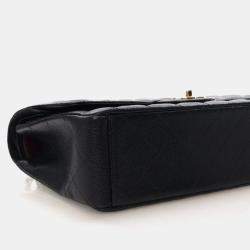 مملوكة مسبقًا Chanel Maxi Caviar Classic Double Flap Bag