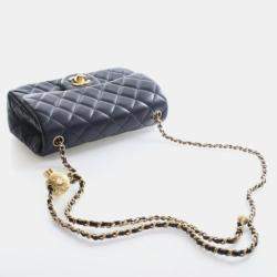 مملوكة مسبقًا حقيبة شانييل رفرف لؤلؤة مستطيلة صغيرة جلد الخروف