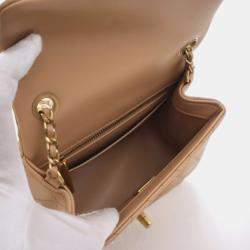 مملوكة مسبقًا حقيبة شانيل صغيرة لامبسكين بمربعات وغطاء لؤلؤي مطحون