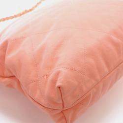 مملوكة مسبقًا حقيبة شانيل حبو كافيار صغيرة 22