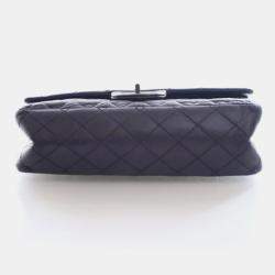 Pre Owned حقيبة شانيل كرمبلد جلد العجل ريإيشو 2.55 بقلاب 225