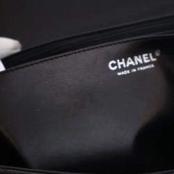 Pre Owned حقيبة شانيل قلاب كلاسيك مفرد جلد كافيار جامبو