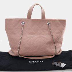 مملوكة مسبقًا Chanel Caviar Quilted Top Handle Tote