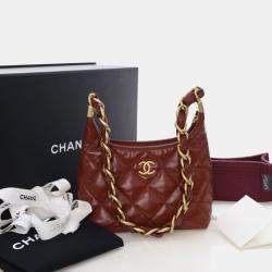 مملوكة مسبقًا حقيبة شانيل هوبو فانكي تاون جلد حمل مجعد صغيرة