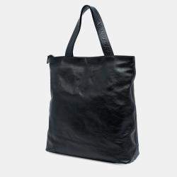 مملوكة مسبقًا Chanel Black CC Embossed Leather Tote