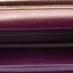 مملوكة مسبقًا محفظة شانيل ذات السلسلة جلد خروف أرجواني ماتلاس أيريديسنت بشعار شانيل CC