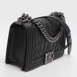 Pre Owned حقيبة شانيل بوي جلد أزرق مبطن متوسطة بقلاب