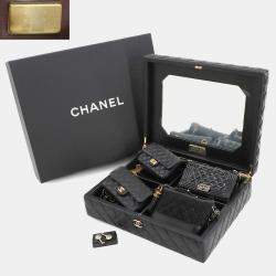 مملوكة مسبقًا Chanel Success Story Black Set Of 4 Mini Bags With Quilted Trunk
