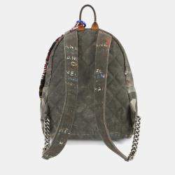 مملوكة مسبقًا حقيبة ظهر شانيل آكت II غررافيتي قماش كاكي وجلد