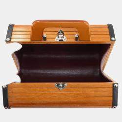 مملوكة مسبقًا حقيبة فانيتي شانيل جلد بني خشبي/أسود