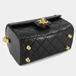 Pre Owned حقيبة شانيل فانتي جلد الحمل مبطن أسود بغطاء علوي ومقبض