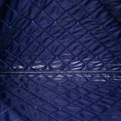 مملوكة مسبقًا Chanel Blue CC Bi Quilted Lambskin O Case Clutch