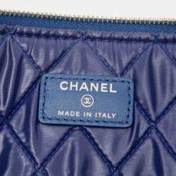 مملوكة مسبقًا Chanel Blue CC Bi Quilted Lambskin O Case Clutch