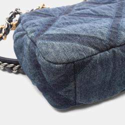 Pre Owned Chanel 19 Disneuf Matelasse Shoulder Bag Denim Navy