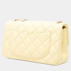 مملوكة مسبقًا حقيبة كتف سلسلة شانيل ماتلاسي صغيرة 20 جلد خراف أصفر