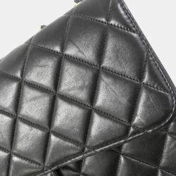 مملوكة مسبقًا Chanel Leather Black Shoulder Bag