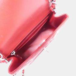 مملوكة مسبقًا Chanel Red Leather Shoulder Bag