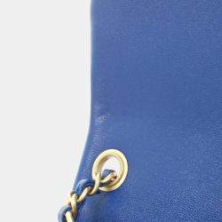 مملوكة مسبقًا Chanel Blue Leather Shoulder Bag