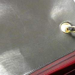 مملوكة مسبقًا حقيبة كتف شانيل جلد أسود