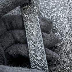 Pre Owned حقيبة شانيل بلاك جلد كافيار مرصعة بشعار كوكو كبيرة دوفيلي