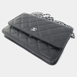 مملوكة مسبقًا Chanel Timeless Classic Chain Wallet