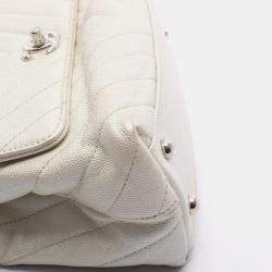 مملوكة مسبقًا Chanel Coco Handle Flap Matelasse Handbag In Calfskin Leather White