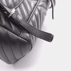 Pre Owned حقيبة ظهر شانيل شيفرون بخياطة على شكل حرف V من جلد الحمل أسود