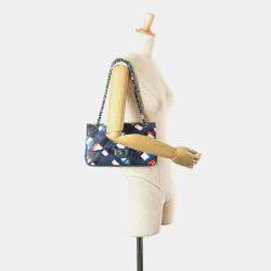 Pre Owned حقيبة شانيل إيرلاين ماتلاسيه كو كو مارك فلاب مزدوج سلسلة كتف بحرية بيضاء متعددة الألوان جلد حمل