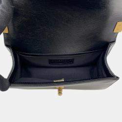 Pre Owned حقيبة كتف سلسلة شانيل بوي صغيرة جلد مع علامة كوكو خط أسود