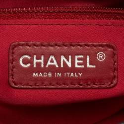 مملوكة مسبقًا حقيبة يد شانيل ماكسي كلاسيكي جلد مبطن حمراء 3