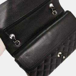 مملوكة مسبقًا حقيبة كتف شانيل كلاسيكية قلاب مزدوج سوداء جلد عجل متوسطة