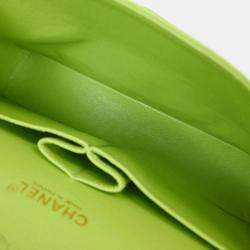 مملوكة مسبقًا Chanel Classic Double Flap Medium Green Lambskin Leather Shoulder Bag