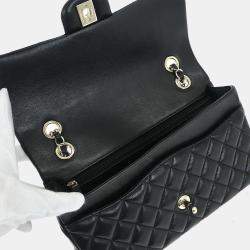 Pre Owned Chanel Black Lambskin Single Flap Shoulder Bag