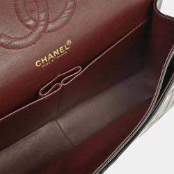 مملوكة مسبقًا حقيبة كتف شانيل متوسطة كلاسيكية مزدوجة رفرف جلد الأغنام سوداء