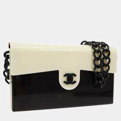 مملوكة مسبقًا Chanel Black White Acrylic Shoulder Bag