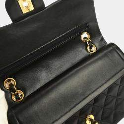 مملوكة مسبقًا حقيبة كتف شانيل كلاسيك مزدوجة صغيرة جلد حمل أسود