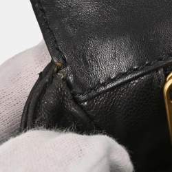 مملوكة مسبقًا Chanel Black Lambskin Shoulder Bag