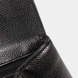 مملوكة مسبقًا حقيبة شانيل بمقبض علوي من جلد العجل باللون الأسود