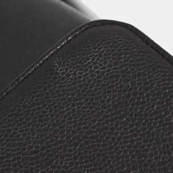 مملوكة مسبقًا حقيبة شانيل بمقبض علوي من جلد العجل باللون الأسود