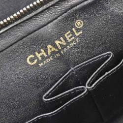 مملوكة مسبقًا Chanel Black Velvet East West Choco Bar Shoulder Bag