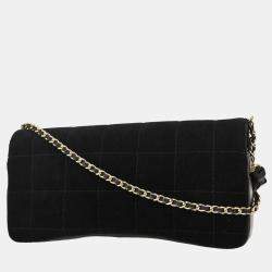 مملوكة مسبقًا Chanel Black Velvet East West Choco Bar Shoulder Bag