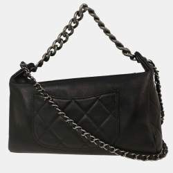 مملوكة مسبقًا Chanel Black Calfskin Signature 2way Handbag
