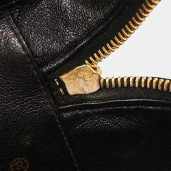 مملوكة مسبقًا حقيبة شانيل يد فانيتي جلد لامع أسود