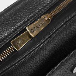 Pre Owned شنيل حقيبة يد جلد عجل أسود