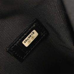 Pre Owned شنيل حقيبة يد جلد عجل أسود