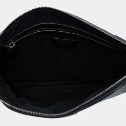 مملوكة مسبقًا Chanel Black Medium Diagonal Chevron Calfskin Tassel O Case Clutch