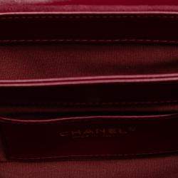 مملوكة مسبقًا Chanel Red Mini Shiny Calfskin My Sweet CC Flap