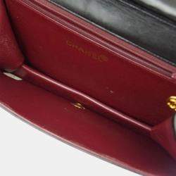 مملوكة مسبقًا حقيبة كتف شانيل جلد خروف أسود قفل صغير كاملة بغطاء